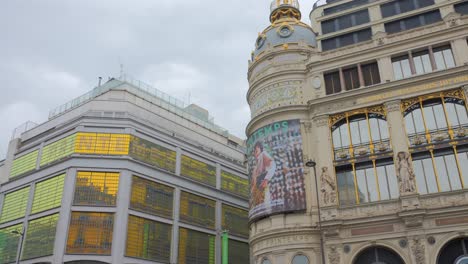 Printemps-Haussmann-Notable-Arquitectura-En-La-Ciudad-De-Paris,-Francia