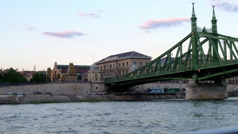 Szabadság-híd,-Liberty-or-Freedom-Bridge,-in-Budapest,-Hungary