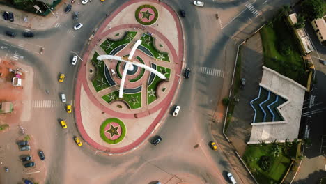 Top-view-drone-shot-over-the-Prime-Ministerial-Roundabout,-in-sunny-Yaounde,-Cameroon