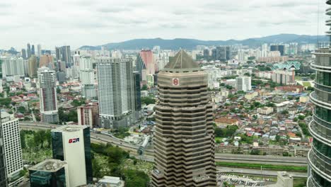 Blick-Von-Der-Aussichtsplattform-Im-Inneren-Der-Twin-Towers-Petronas-Twin-Towers-Kuala-Lumpur-Malaysia