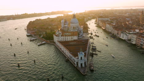 Aerial-View-Of-Fondation-Pinault-Museum-In-The-Metropolitan-City-Of-Venice,-Italy
