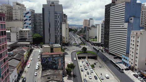 Aerial-view-over-traffic-on-the-Prestes-Maia-avenue-in-Centro-Historico-de-Sao-Paulo,-Brazil