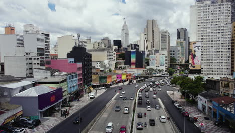 Cars-on-the-Avenida-Prestes-Maia-in-Santa-Ifigênia,-Sao-Paulo,-Brazil---Aerial-view