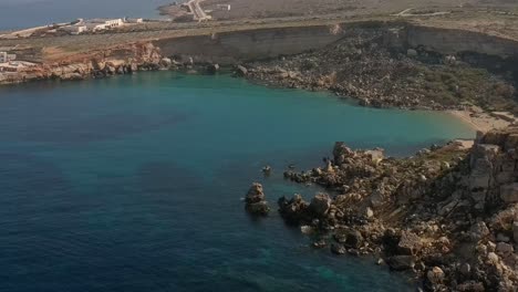 Drohnenschuss-Beim-Abfahren-Von-Cirkewwa-Gozo-Fähre-Malta