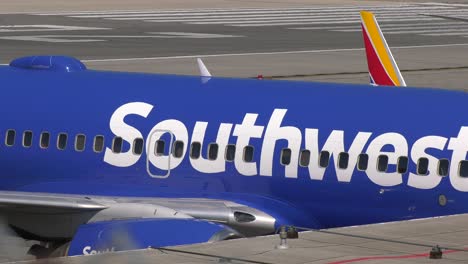 El-Avión-De-Southwest-Airlines-Se-Prepara-Para-Partir