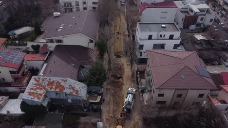 Calle-Residencial-En-Construcción.-Sustitución-De-Tuberías-Viejas