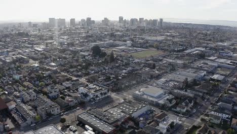Skyline-Von-San-Francisco-–-Dolly-up-4K-Luftaufnahme