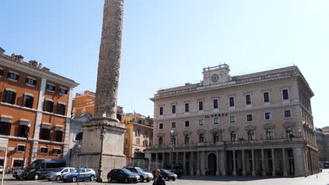 Columna-De-Marco-Aurelio-Roma,-Italia