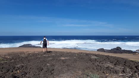 Hiking-at-the-coast-of-Lanzarote-sea-rocks-waves-sun