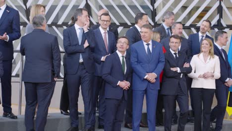 EU-Staats--Und-Regierungschefs-Treffen-Sich-Zum-Offiziellen-Porträtfoto-Auf-Dem-Gipfeltreffen-Des-Europäischen-Rates-Zum-Russland--Und-Ukraine-Krieg-–-Brüssel,-Belgien