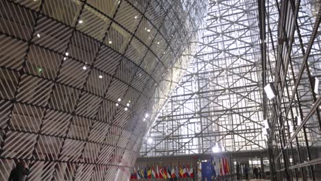 Innenraum-Des-Gebäudes-Des-Europäischen-Rates-In-Brüssel,-Belgien