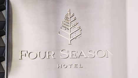 Logotipo-Icónico-Del-Hotel-Four-Seasons