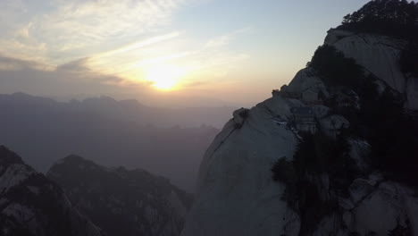 Incredible-viewpoint-high-atop-granite-Mt-Huashan-near-Xian,-China