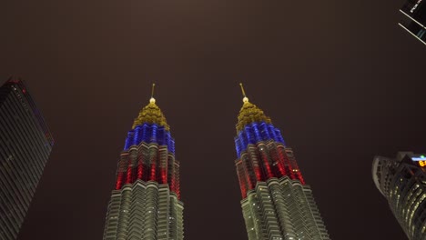 Petronas-Twin-Tower-Sonderfarbe-Für-Unabhängigkeit-Malaysia-Suria-Klcc-Kuala-Lumpur