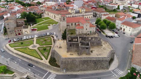 Aerial-view-City-Center-of-Barcelos,-Braga,-Portugal