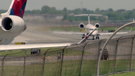 Planes-Taxi-With-Heavy-Mirage-Distortion-On-Runway