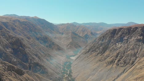 Chorunga-cotahuasi-valley,-aerial-shot-with-mavic-air-drone-in-summer-2020-3