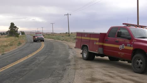 Los-Bomberos-Llegan-A-La-Escena