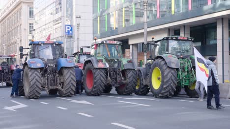 Flämische-Landwirte-Protestieren-Gegen-Die-Erzwungene-Schrumpfung-Des-Viehbestands-Und-Maßnahmen-Zur-Reduzierung-Der-CO2-Stickstoff-Emissionen-–-Brüssel,-Belgien