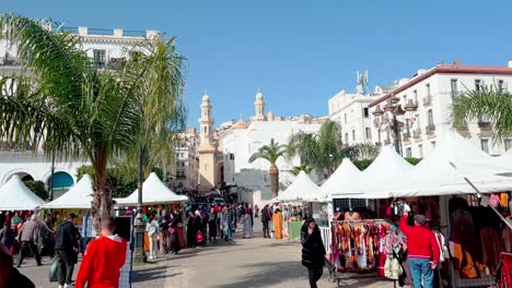 Plaza-De-Los-Mártires-De-Argel:-Una-Fiesta-Para-Los-Sentidos-#argel-#martyrssquare-#travelalgeria-#northafrica-#exploreafrica