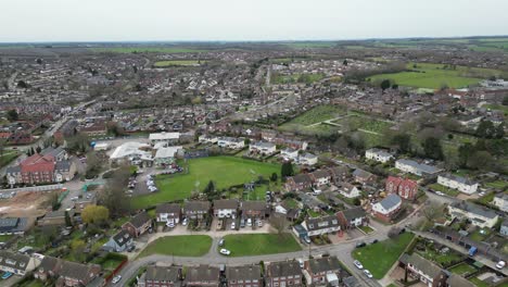 Wohnsiedlung-Haverhill-Suffolk-Großbritannien-Drohne,-Luftaufnahme,-4K-Aufnahmen
