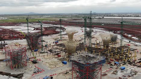 Drohnen-Luftaufnahmen,-Die-Die-Baustelle-Des-Flughafens-Texcoco-Zeigen