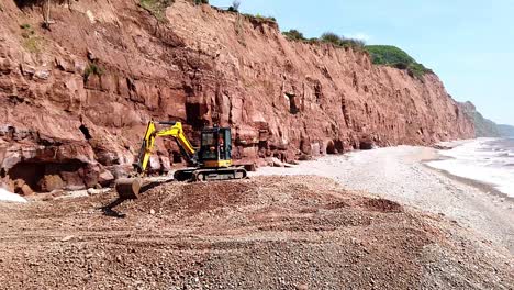 Coastal-erosion-of-cliffs-at-Sidmouth,-Devon-UK