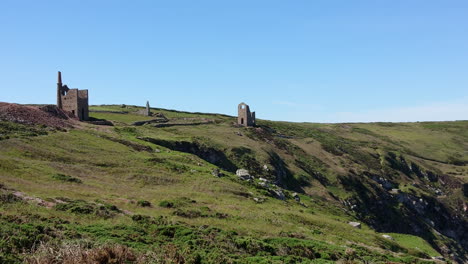 The-Poldark-famous-tin-and-copper-mine-location-known-as-wheal-leisure