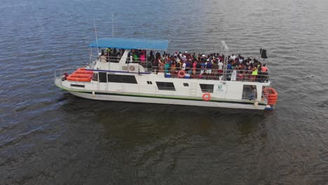 Cruising-the-Caribbean-sea-on-the-Liquid-Lounge-party-boat-off-the-island-of-Trinidad