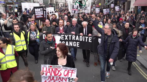 Hundreds-of-people-march-in-a-protest-calling-to-stop-the-extradition-to-the-United-States-of-Wikileaks-founder-Julian-Assange