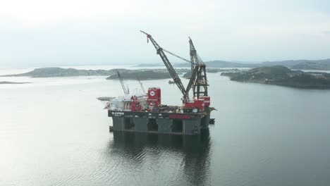 Heerema-SSCV-Sleipnir-Platform,-Semi-Submersible-Crane-Vessel-in-Calm-Sea-Water,-Aerial-View