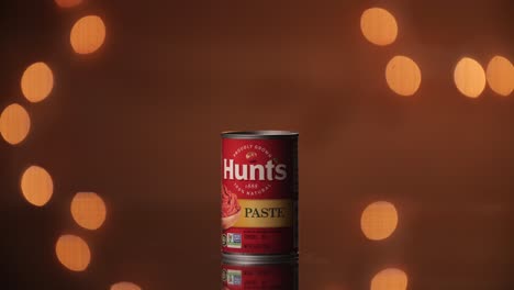 Hand-model-places-Hunt's-tomato-paste-in-frame
