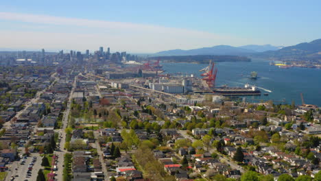 Wunderschöne-Panorama-Luftaufnahme-über-Vancouver,-Britisch-Kolumbien