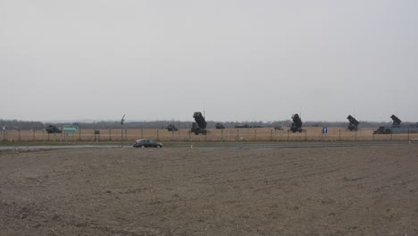 Lanzadores-De-Misiles-De-Defensa-Estratégica-Militar-Ucraniana-En-Medidas-De-Preparación-Del-Conflicto-Ruso
