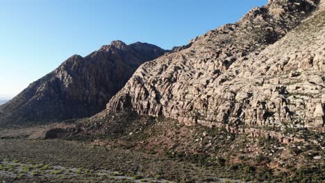 Panoramic-view-of-canyon-walls-in-Nevada-mountains