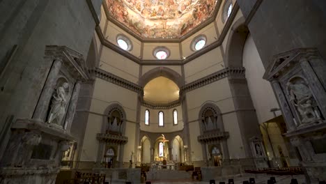 Innenraum-Und-Architektonische-Details-Der-Kathedrale-Von-Florenz-Auf-Dem-Duomo-Di-Firenze,-Italien,-12.-Januar-2022