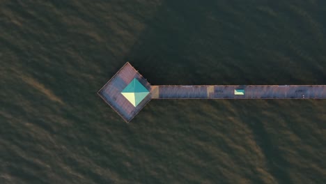 Top-down-View-Of-Pier-101-Fishing-Beach-In-South-Carolina,-USA---aerial-drone-shot