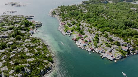 Idyllic-south-coastline-of-Norway