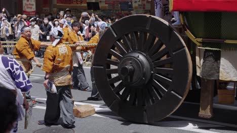 Massive-Wooden-Wheels-of-Gion-Matsuri-Yamaboko-Festival-Float