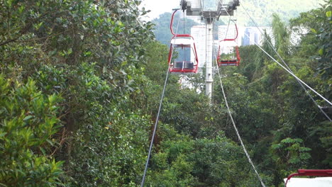 Montserrat-Cable-Cars,-Tourist-Destination-and-Lift-Transportation-Above-Santos,-Brazil