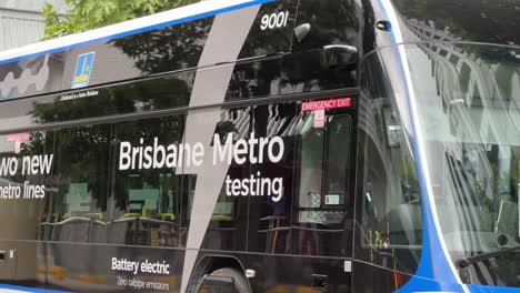 Public-transport-with-latest-technology,-high-quality-and-high-capacity-Brisbane-metro,-battery-electric-operation-and-zero-tailpipe-emissions-connecting-passengers-from-city-to-Eight-Mile-Plains
