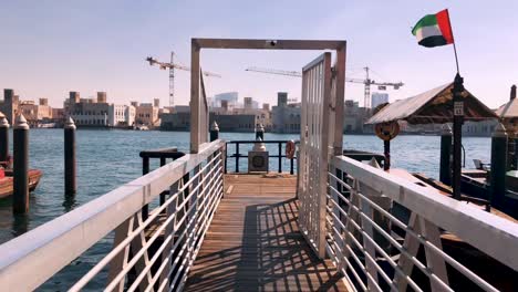 Viejo-Muelle-De-Dubai,-5-De-Marzo-De-2018