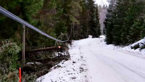 Stromleitungen-In-Europa-Werden-Unter-Der-Erde-Verlegt,-Wintersturm-Verursacht-Katastrophe