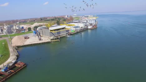 Aus-Der-Luft:-Der-Berühmte-Fischerhafen-Yerseke-In-Den-Niederlanden