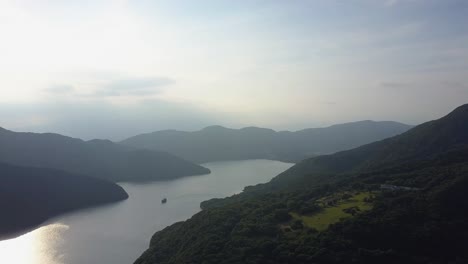 Aerial-view-of-lake-ashi-panoroma-with-ship