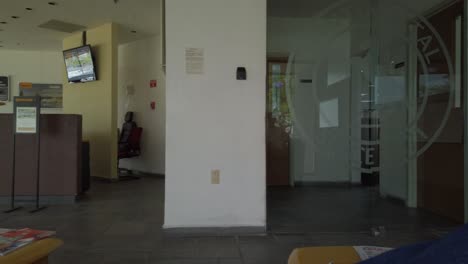 Sala-De-Espera-De-Oficinas-Continental-En-Silao-Guanajutao-México