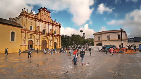 Hauptkathedrale-In-San-Cristobal-De-Las-Casas,-Chiapas,-Mexiko