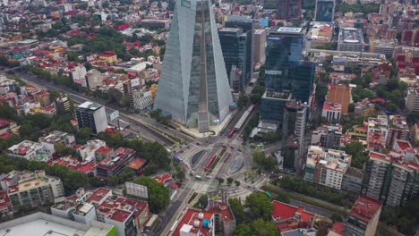 Aerial-hyperlapse-Circle-view-of-famous-Manacar-Plaza-district-in-Mexico-City-during-daytime