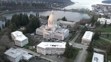 Bedrohungen-Für-Die-Landeshauptstadt,-Nationale-Und-Staatliche-Patrouillensicherung,-Washington,-Gouverneur-Inslee,-Luftumlaufbahn