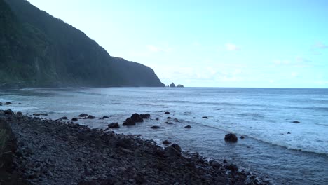 Landscape-view-of-the-rocky-beach-in-the-Northern-Coast-in-Madeira,-Portugal
